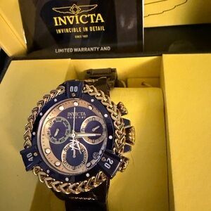 Invicta Bold Yellow and Black Packaging